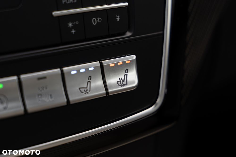 Mercedes-Benz GLS AMG 63 4Matic AMG Speedshift 7G-TRONIC - 26