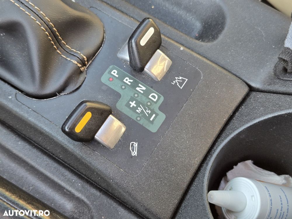 Land Rover Range Rover Vogue - 8