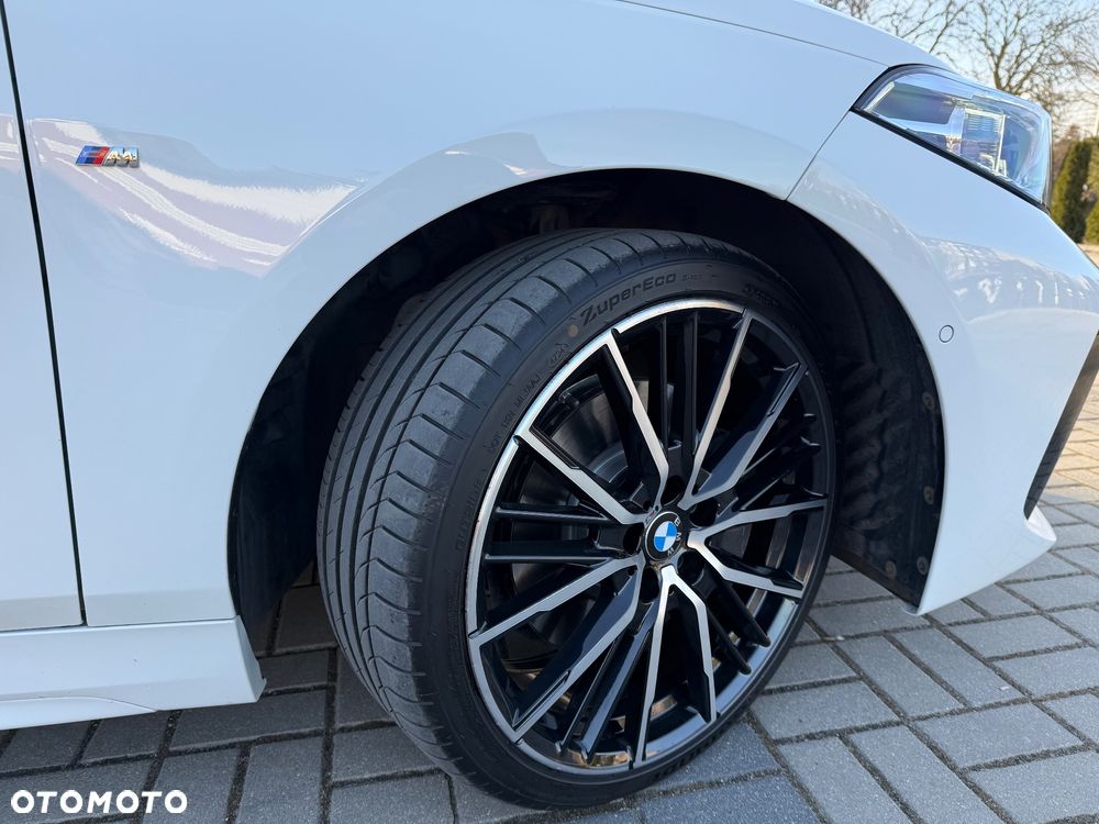 BMW Seria 1 120d xDrive Edition M Sport Shadow - 8