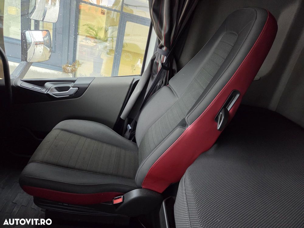 Volvo FH500, 2019, 640.248km, Automata, 2 rezervoare 1.175l, FRIGIDER, AER CONDITIONAT STATIONARE, balon puntea fata, aeropachet, rulata doar in GERMANIA, Carte identitate RAR, posibilitate leasing 3 ani-PROMOTIE 38.900 EUR+Tva - 33