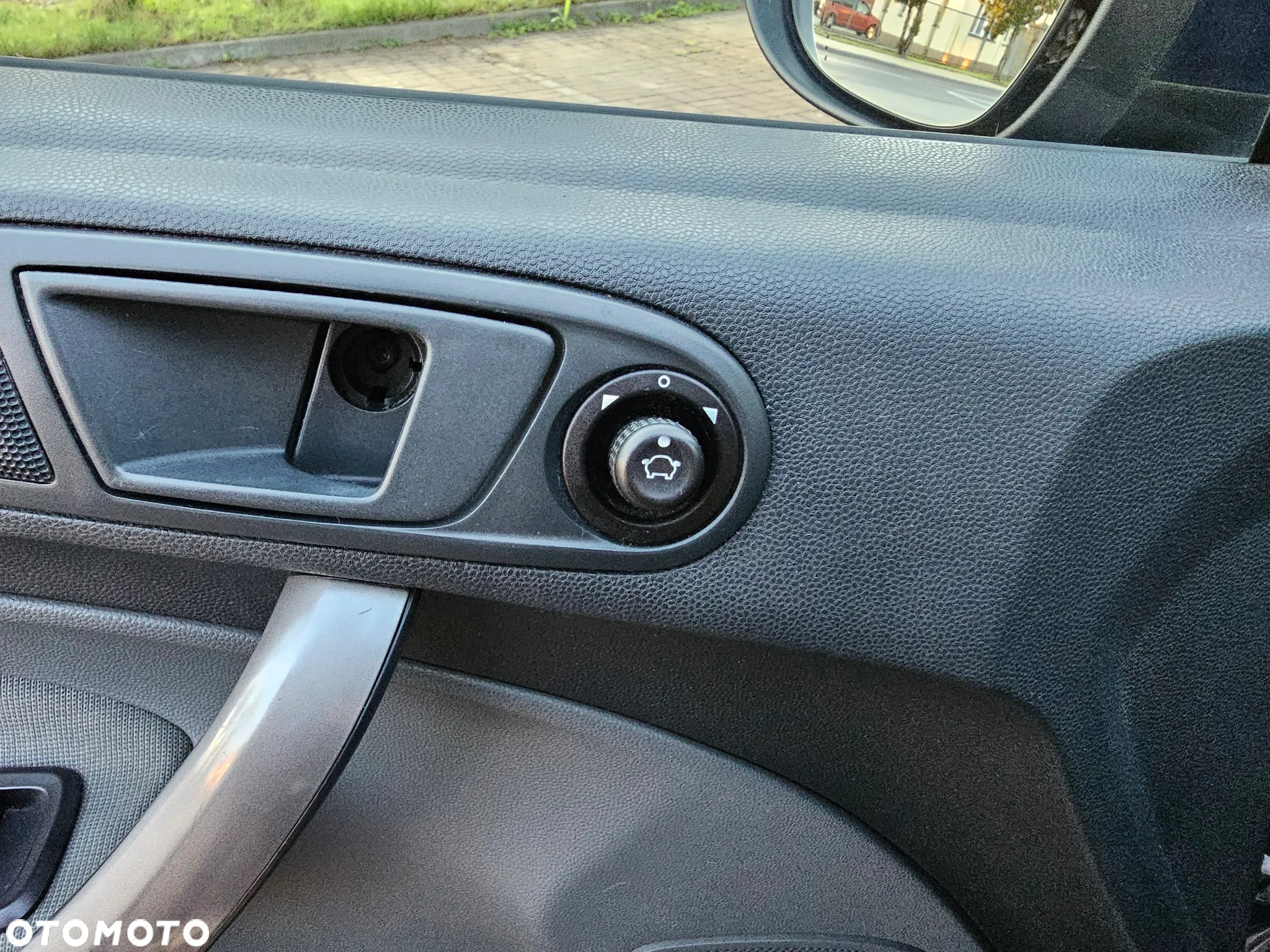 Ford Fiesta - 26