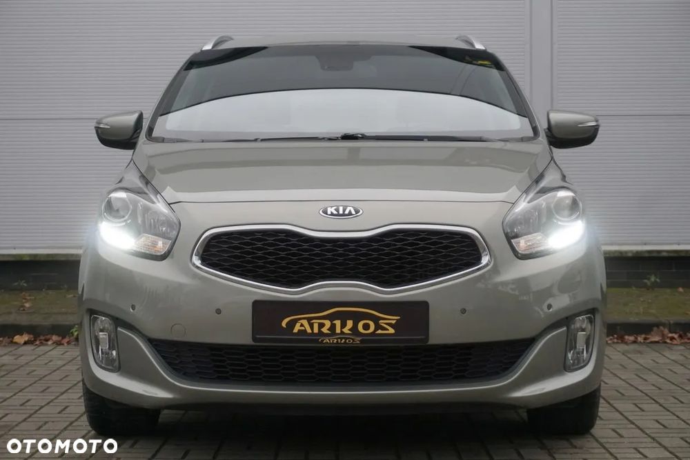 Kia Carens 1.7 CRDi XL 7os - 12