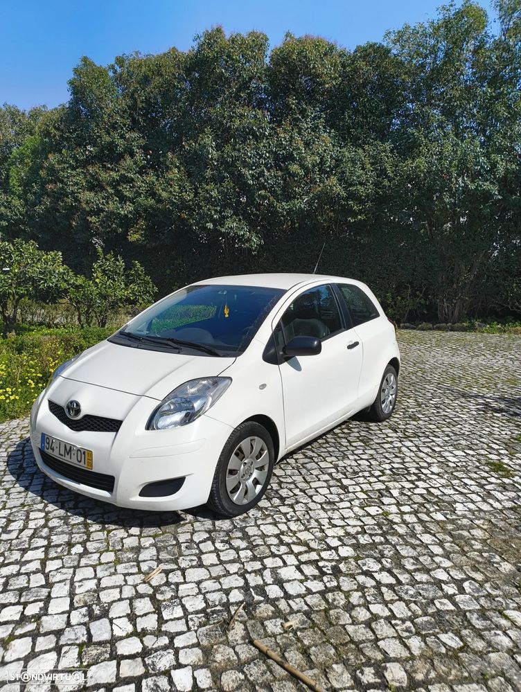 Toyota Yaris - 1