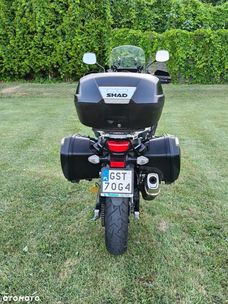 Suzuki V-STROM - 18