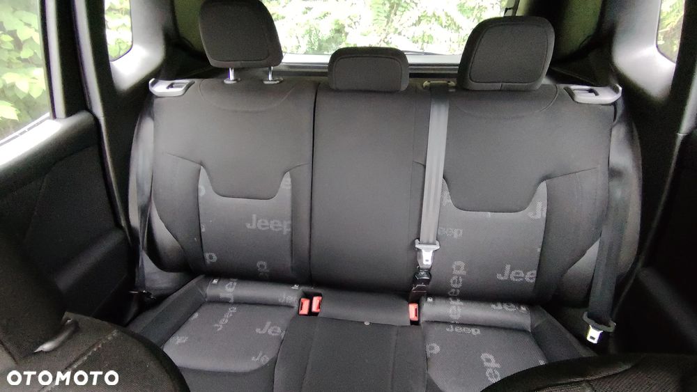 Jeep Renegade 1.4 MultiAir Longitude - 25