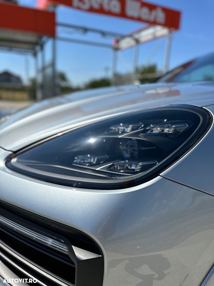 Porsche Cayenne Coupe S - 14