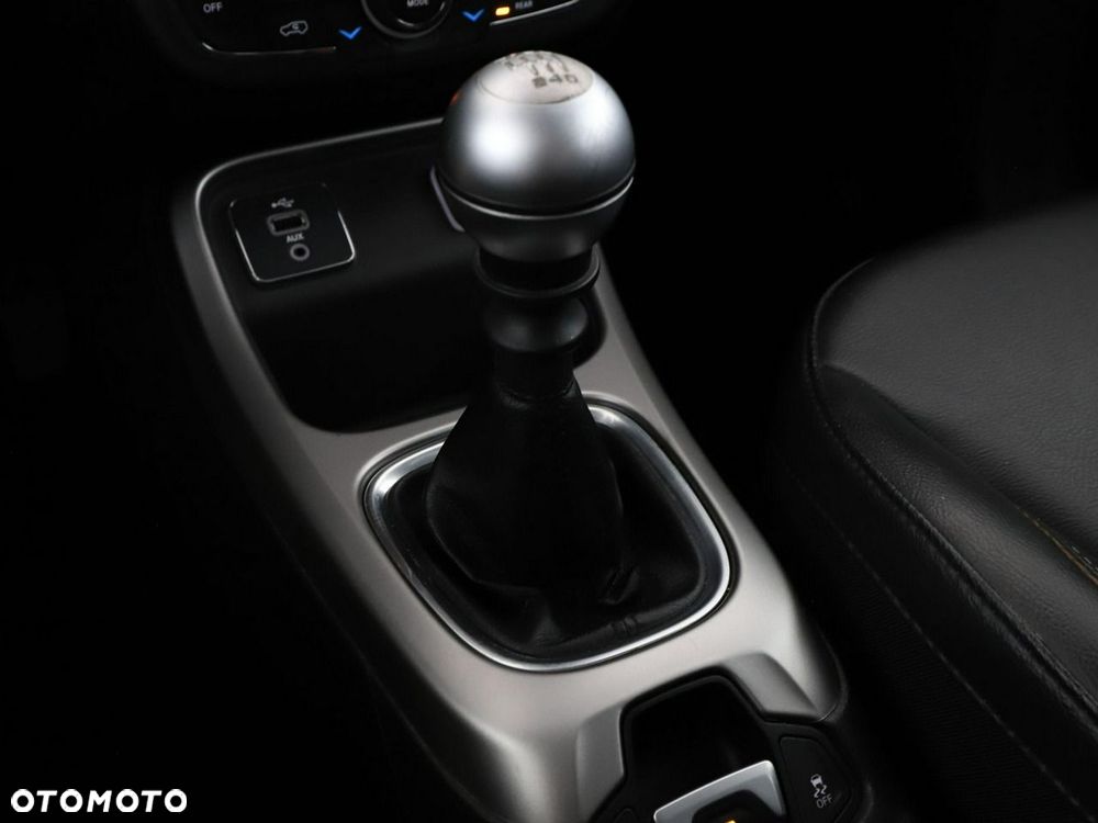 Jeep Compass 1.4 TMair Longitude FWD S&S - 29
