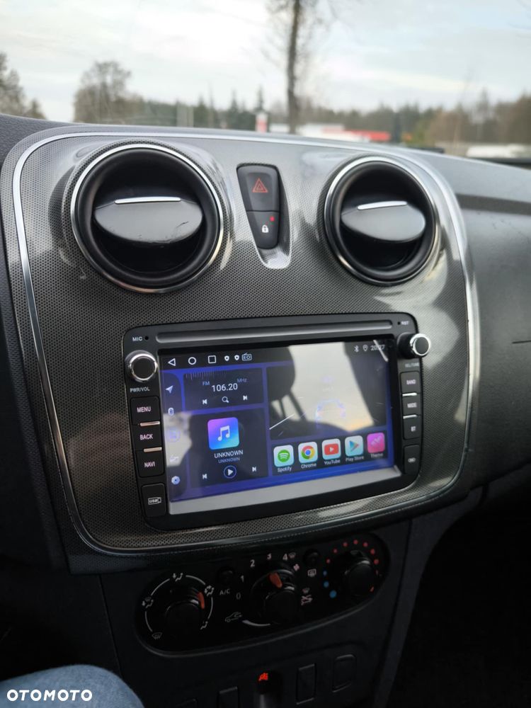 Dacia Sandero Stepway TCe 90 (S&S) Prestige - 8