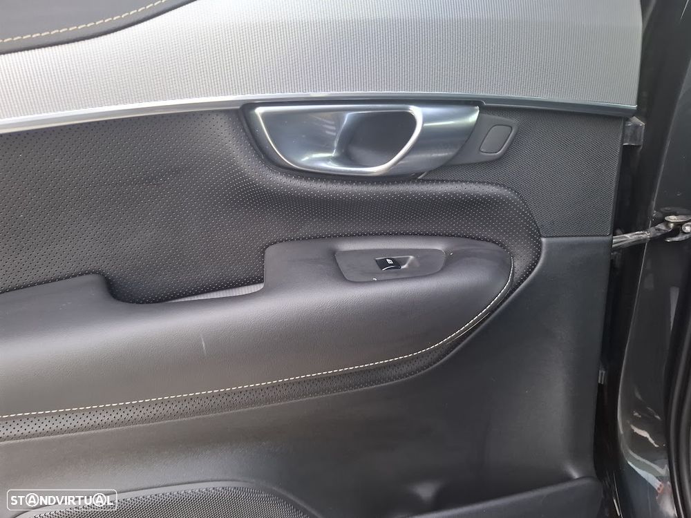 Volvo XC 90 2.0 T8 PHEV R-Design Expression AWD - 29