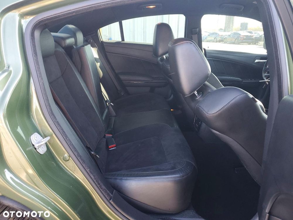 Dodge Charger 5.7 R/T - 11