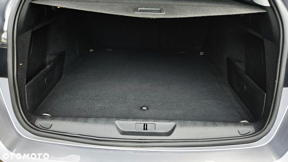 Peugeot 308 1.5 BlueHDi Allure Pack S&S - 20