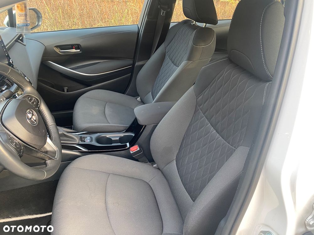 Toyota Corolla 1.8 Hybrid Comfort - 25