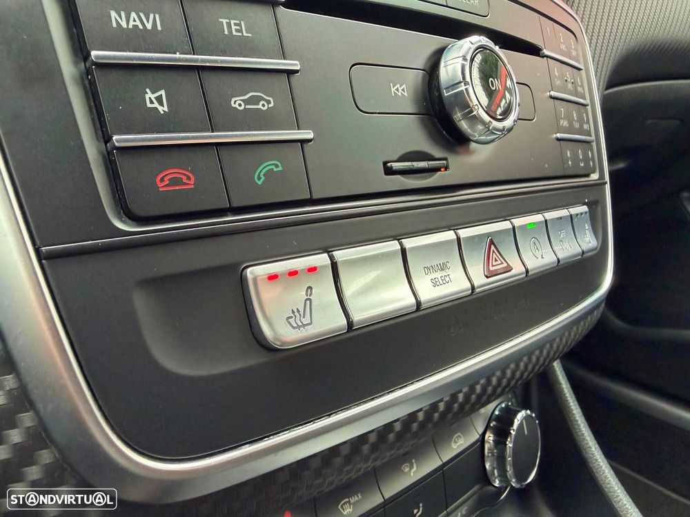 Mercedes-Benz A 180 d AMG Line - 22