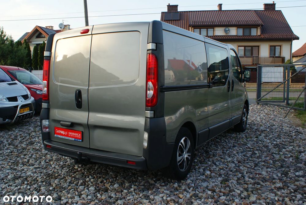 Opel Vivaro - 5