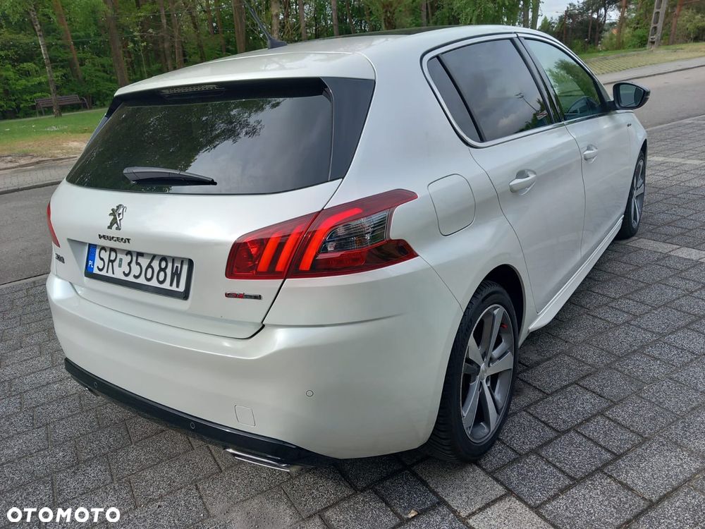 Peugeot 308 1.2 PureTech GPF GT Pack S&S EAT8 - 11