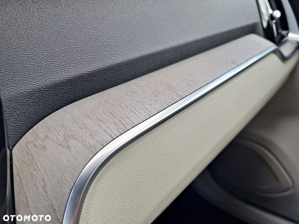 Volvo V60 B4 D Geartronic Momentum Pro - 34