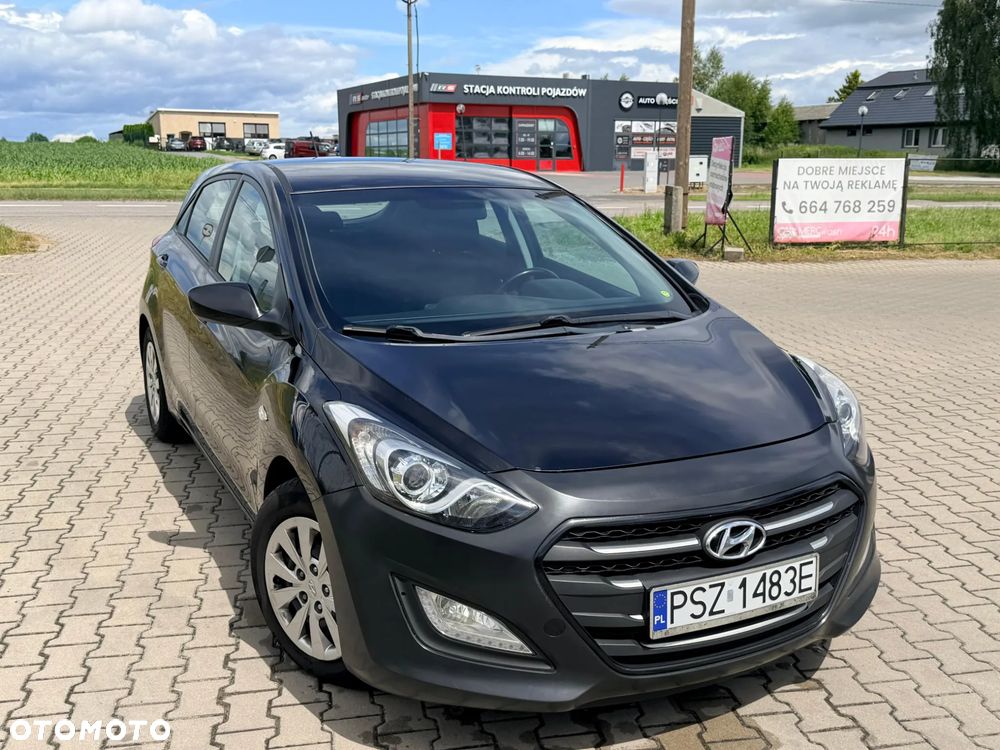 Hyundai i30 1.6 CRDi Comfort - 4