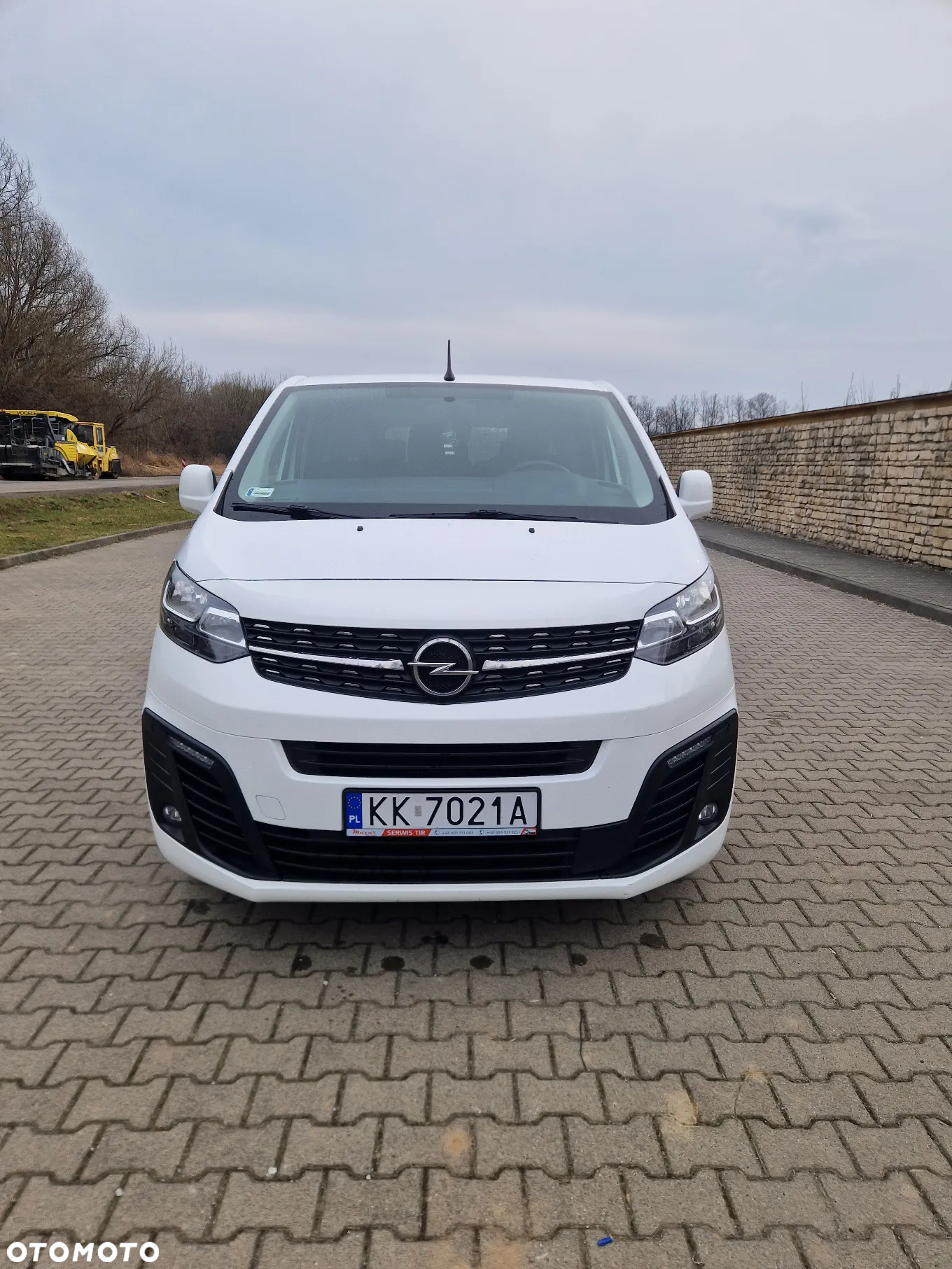 Opel Vivaro Kombi 2.0 CDTI Extra Long 3,1t Enjoy - 2