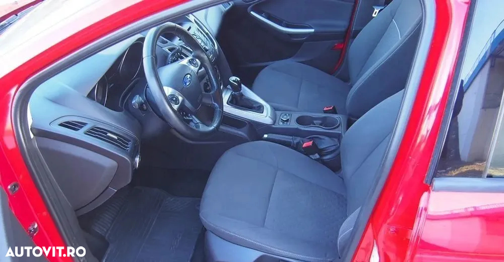 Ford Focus 1.0 EcoBoost 99g Start-Stopp-System Business Edition - 4