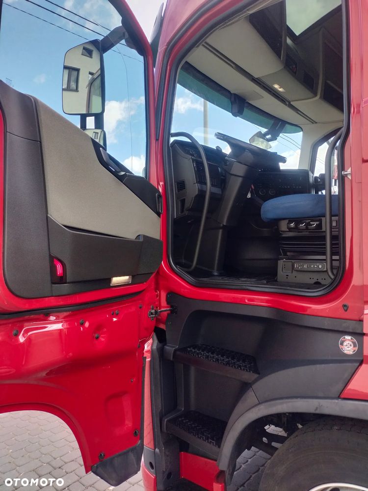 Volvo FH - 19