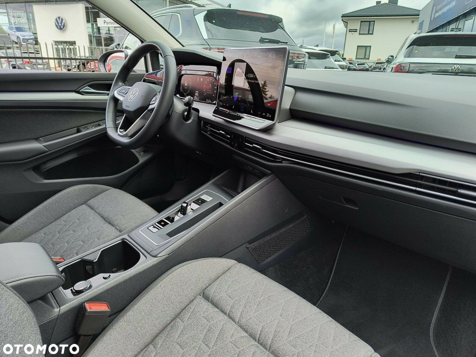 Volkswagen Golf - 9