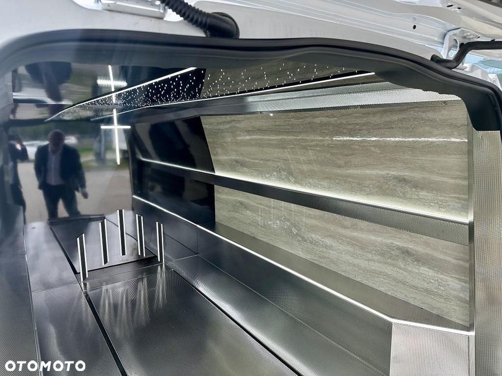 Mercedes-Benz eVito - 9