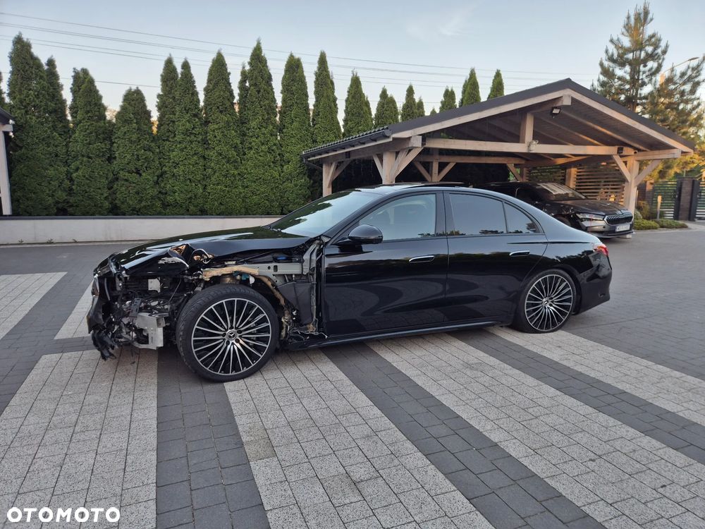 Mercedes-Benz Klasa E 450 mHEV 4-Matic AMG 9G-Tronic - 9