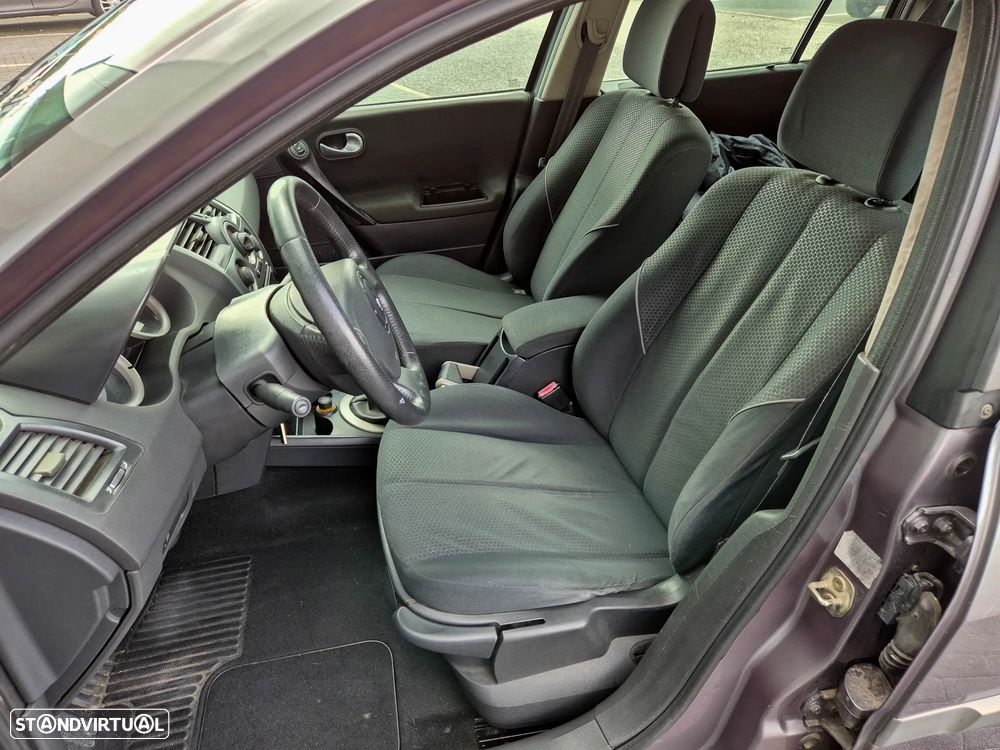 Renault Mégane Break 1.5 dCi Confort - 10