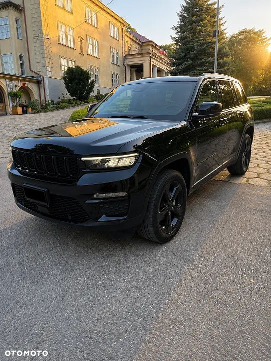 Jeep Grand Cherokee - 4
