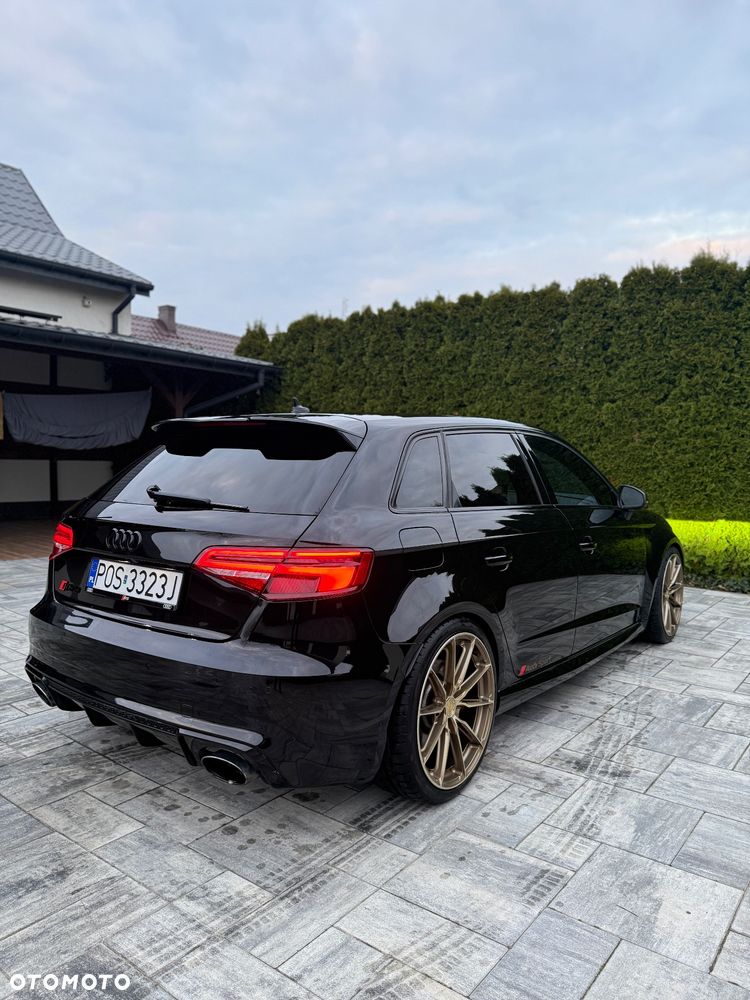 Audi RS3 Sportback S tronic - 11