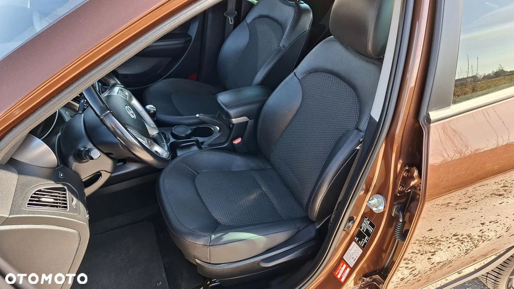 Hyundai ix35 1.6 GDI Premium 2WD - 25