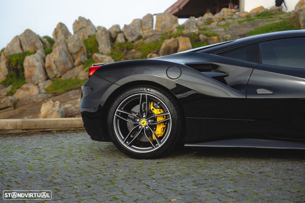 Ferrari 488 GTB - 13