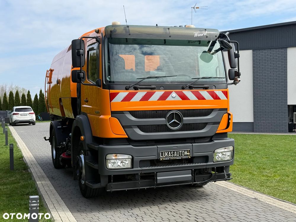 Mercedes-Benz AXOR 1829 BUCHER OPTIFANT 8000 - 4