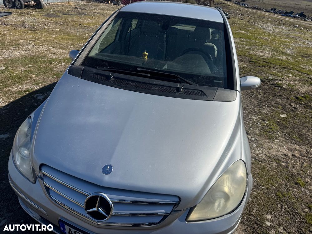 Mercedes-Benz B 200 CDI - 8