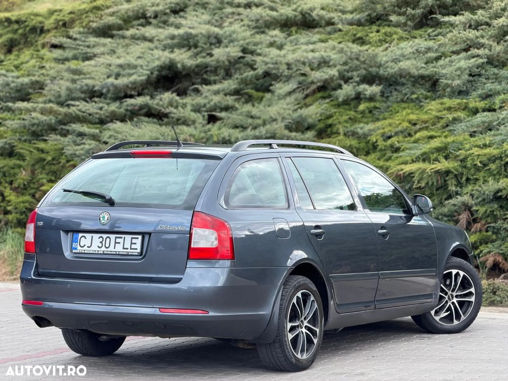 Skoda Octavia - 8