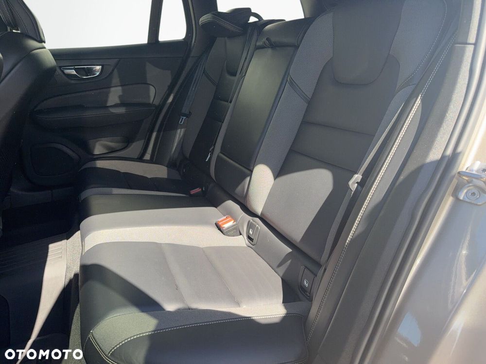 Volvo V60 - 16