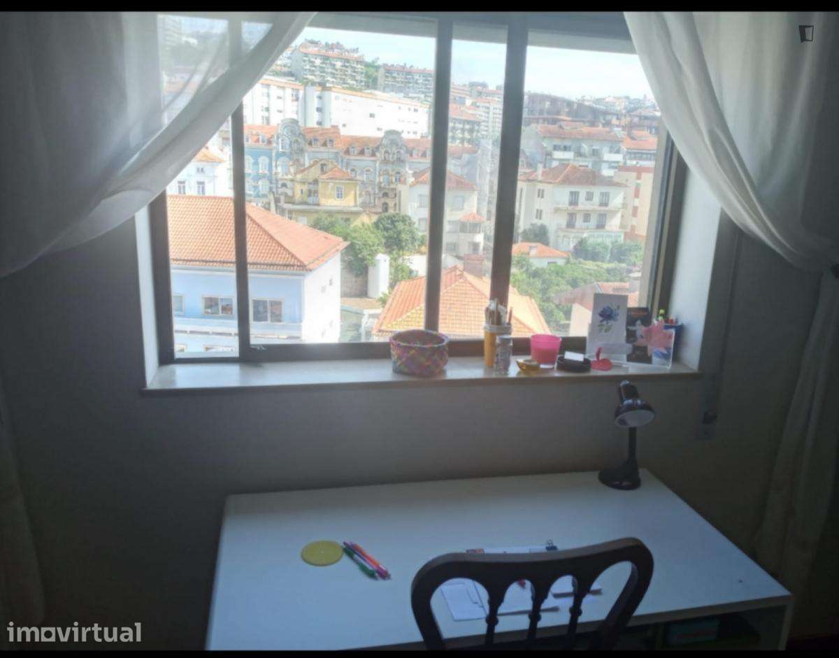 Quarto - localizado em Bairro do Sol Coimbra - Grande imagem: 3/11