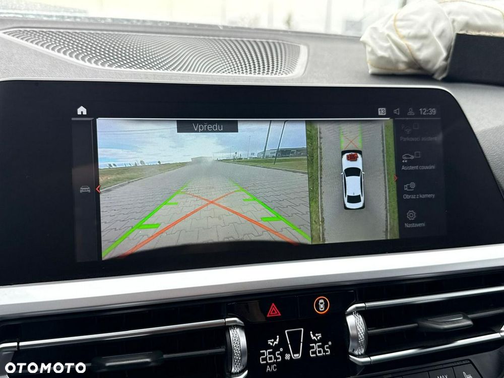 BMW Seria 3 330d M Sport sport - 32
