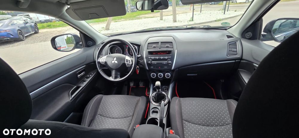 Mitsubishi ASX 1.8 DI-D 2WD Instyle - 31