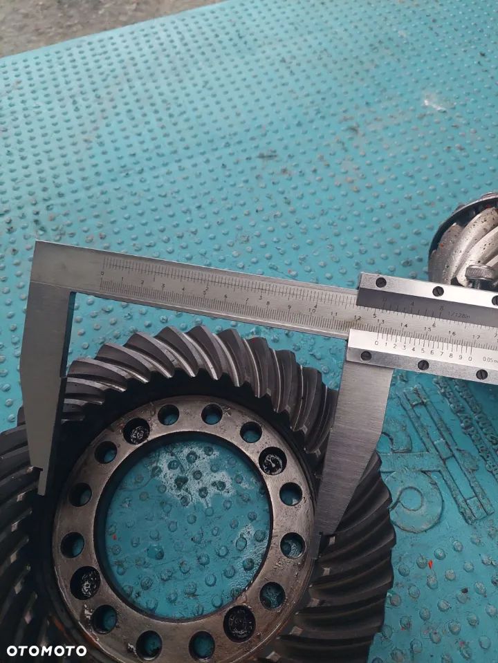 Koło talerzowe, wałek ataku Most ZF APL B755 Liebherr Cat 4472077017 [12/35, P-29F, Sz-12][NAP 42249] - 8