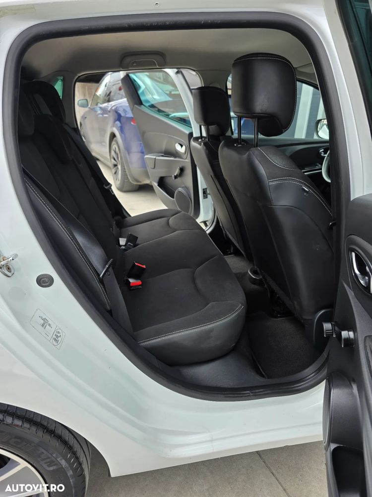 Renault Clio TCe 90 Dynamique - 14