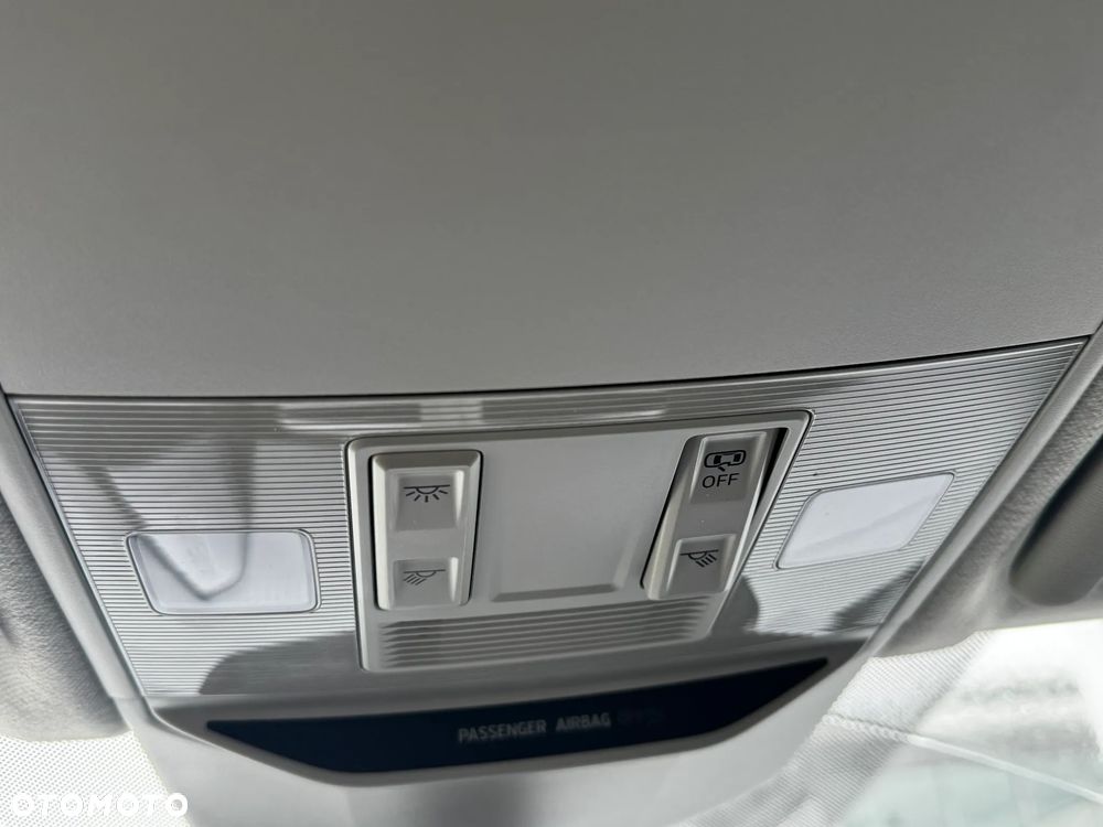 Skoda Fabia 1.0 Essence - 17