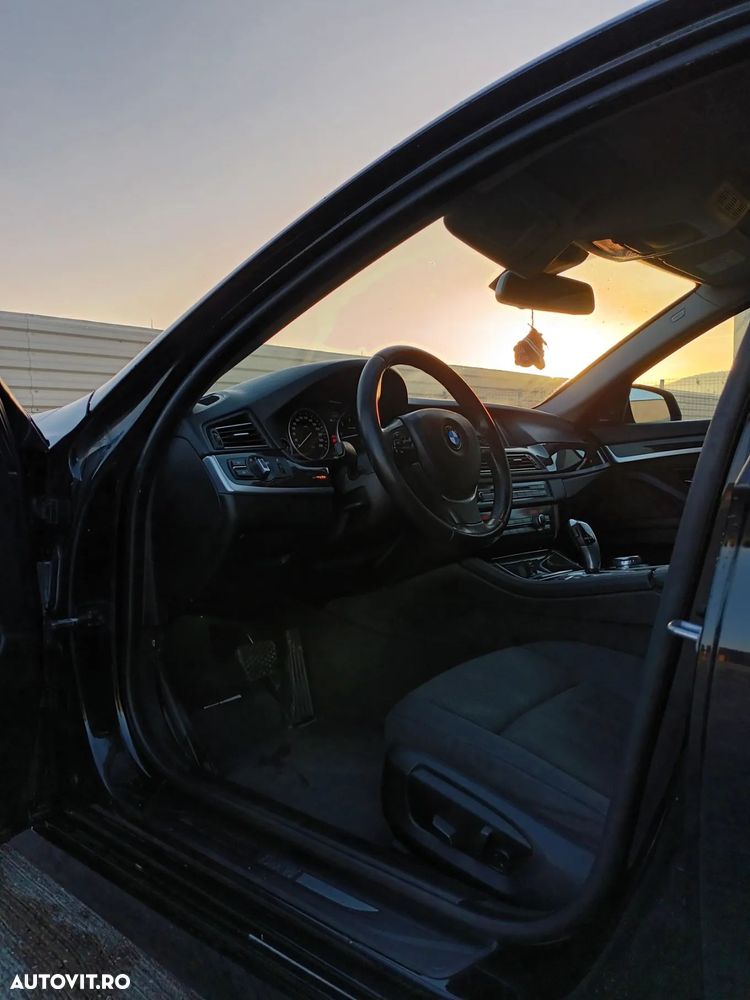 BMW Seria 5 530d AT - 8