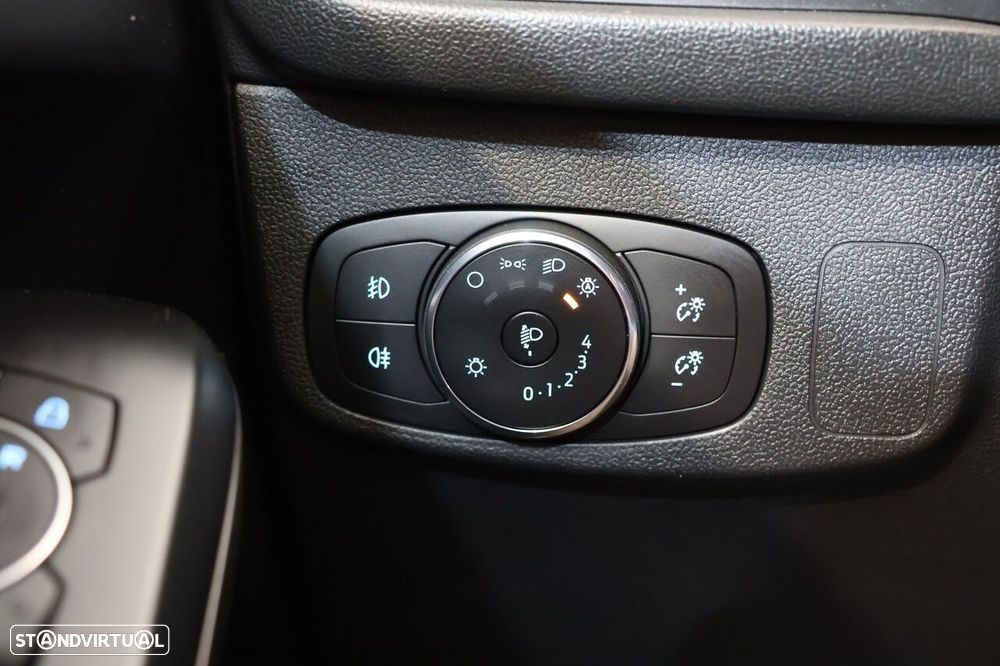 Ford Focus - 24