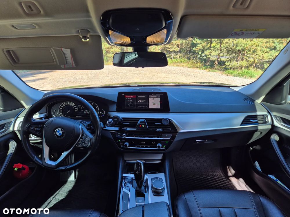 BMW Seria 5 - 16
