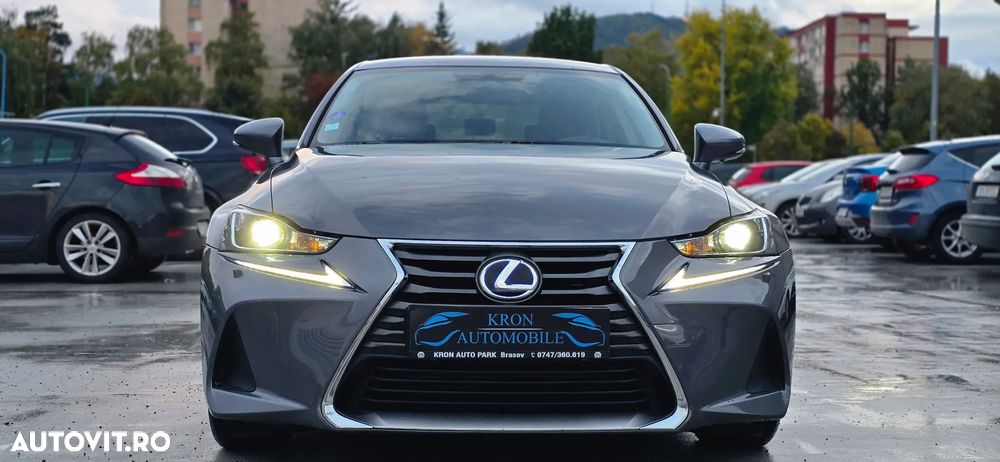 Lexus Seria IS 300h Executive Plus - 25