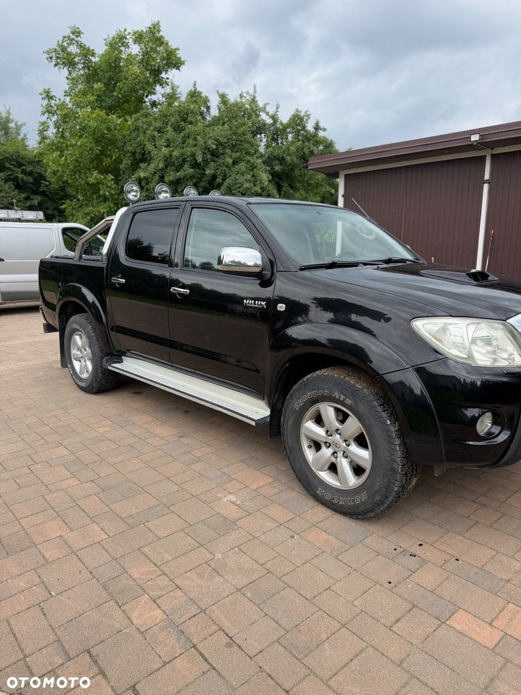 Toyota Hilux 3.0 D-4D SR5-X - 9