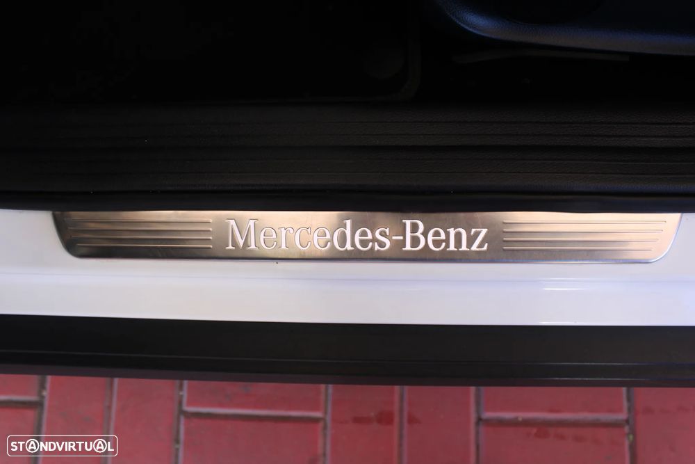 Mercedes-Benz GLA 220 d - 18