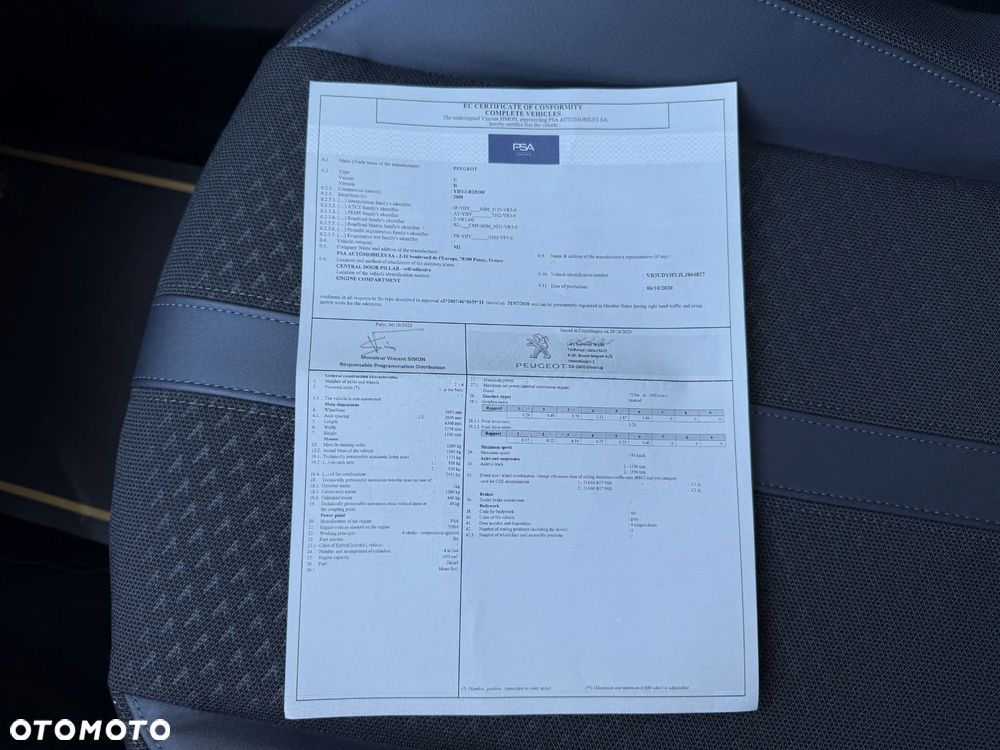 Peugeot 2008 BlueHDi 100 Allure - 39
