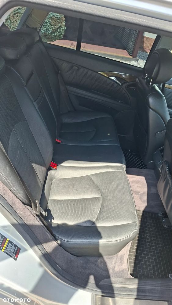 Mercedes-Benz Klasa E 280 CDI 4Matic Automatik Avantgarde DPF - 15